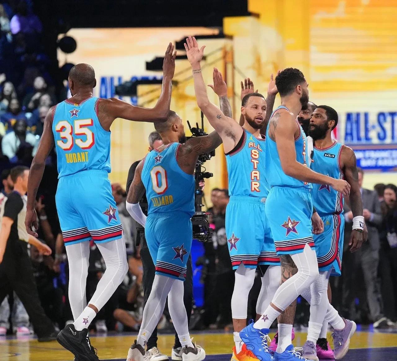 包含下届全明星赛将在费城举行，历史上第三次的词条