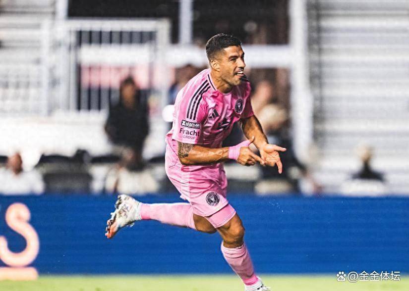 关于法国横扫里昂，苏亚雷斯统治全场的信息