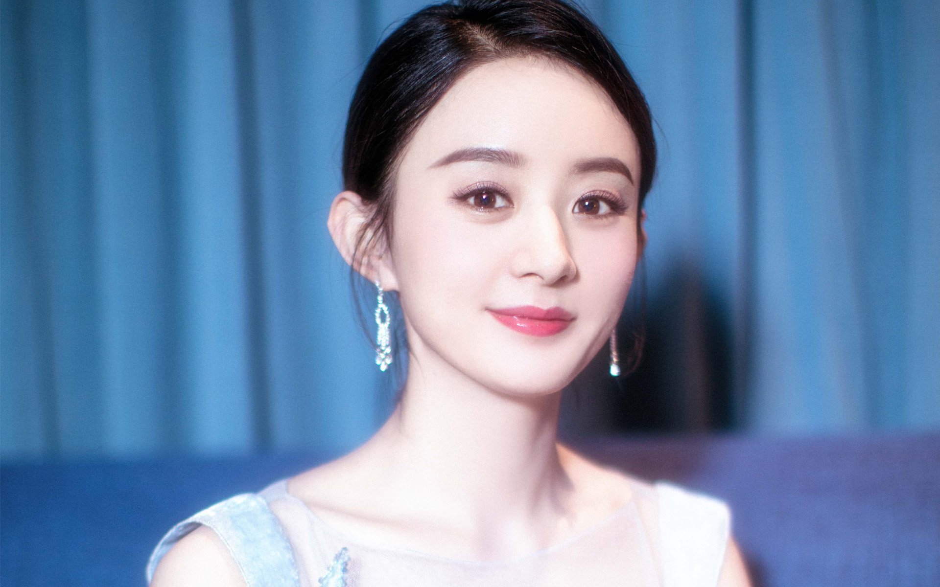 黑白直播-英格拉姆关键时刻挺身而出，深圳队力克黄蜂锁定季后赛关键胜利