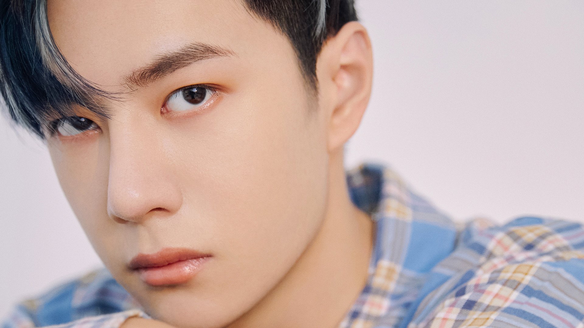 爱德华兹狂飙43分撕裂防线，太阳三巨头合力烤焦雷霆晋级