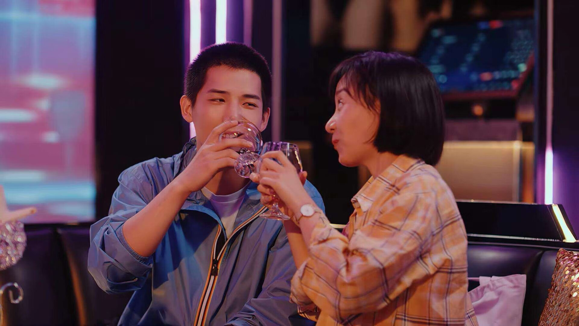 黑白直播nba在线观看-雷恩对阵皇家社会,贝林厄姆稳定输出不掉线,他是中场的定盘星