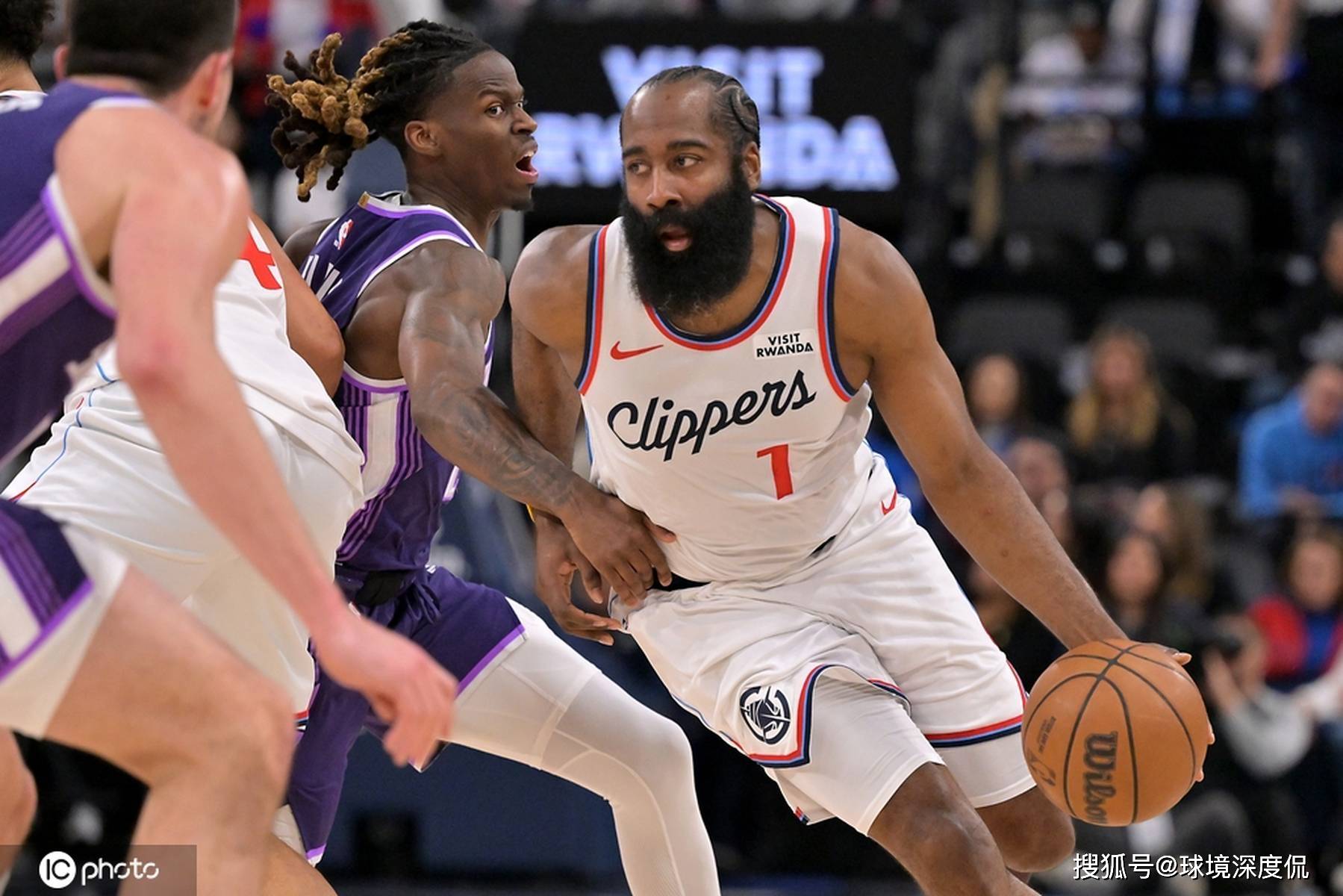 黑白直播nba在线观看-吉林队对阵开拓者,哈登高光表现