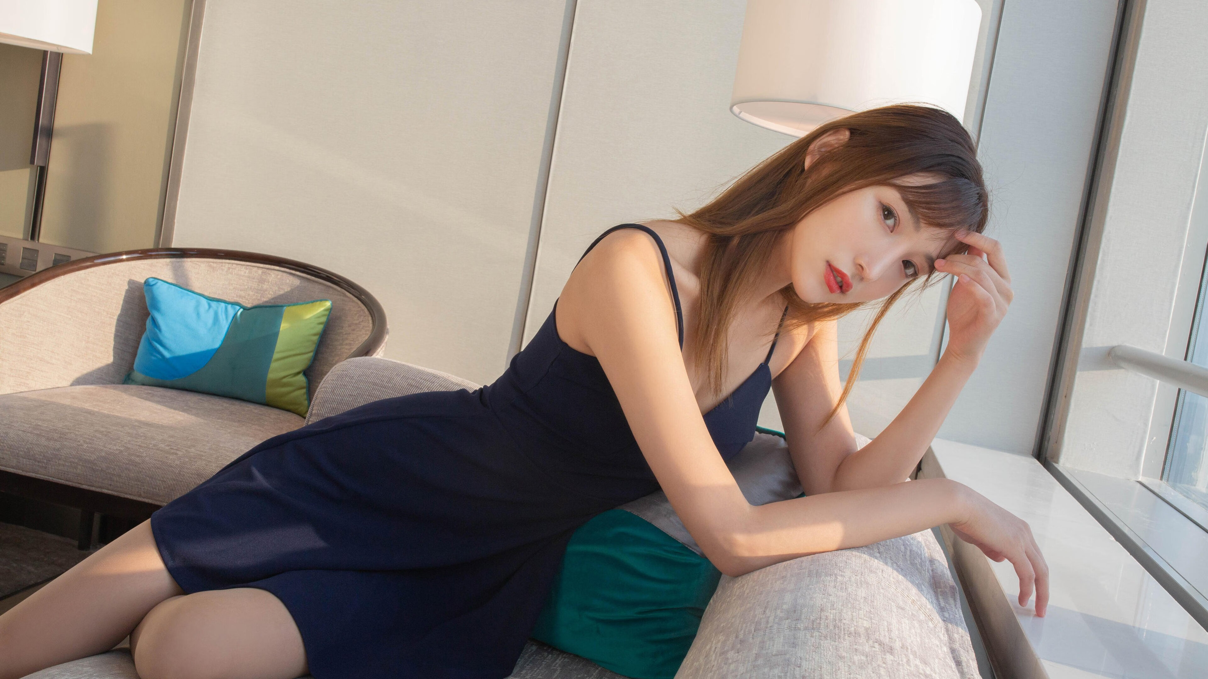 黑白直播nba在线观看-篮网季前赛闪电战速胜深圳,福克斯末节爆发化身关键先生