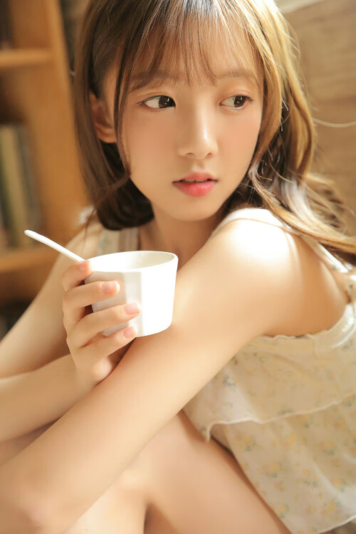 赛道与绿茵场的双重统治,F1争冠之夜与伊布的双面王权